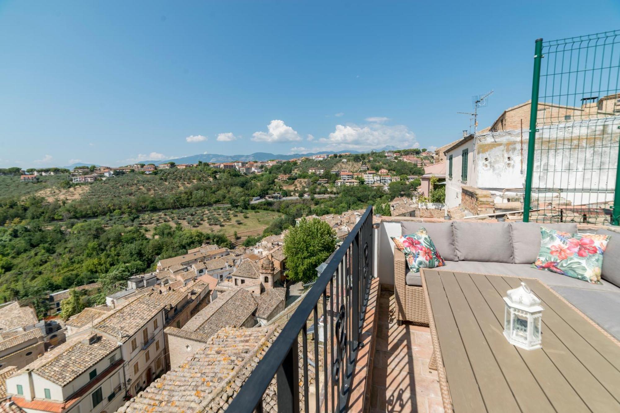 Charmante Vakantiewoning 'Casa Di Tonno' Loreto Aprutino Dış mekan fotoğraf