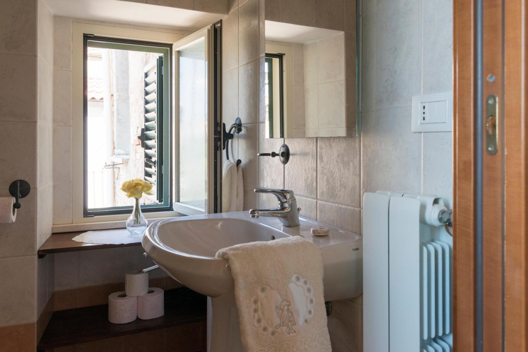 Charmante Vakantiewoning 'Casa Di Tonno' Loreto Aprutino Dış mekan fotoğraf